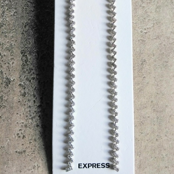 Express Rhinestone Earrings New - Picture 2 of 3